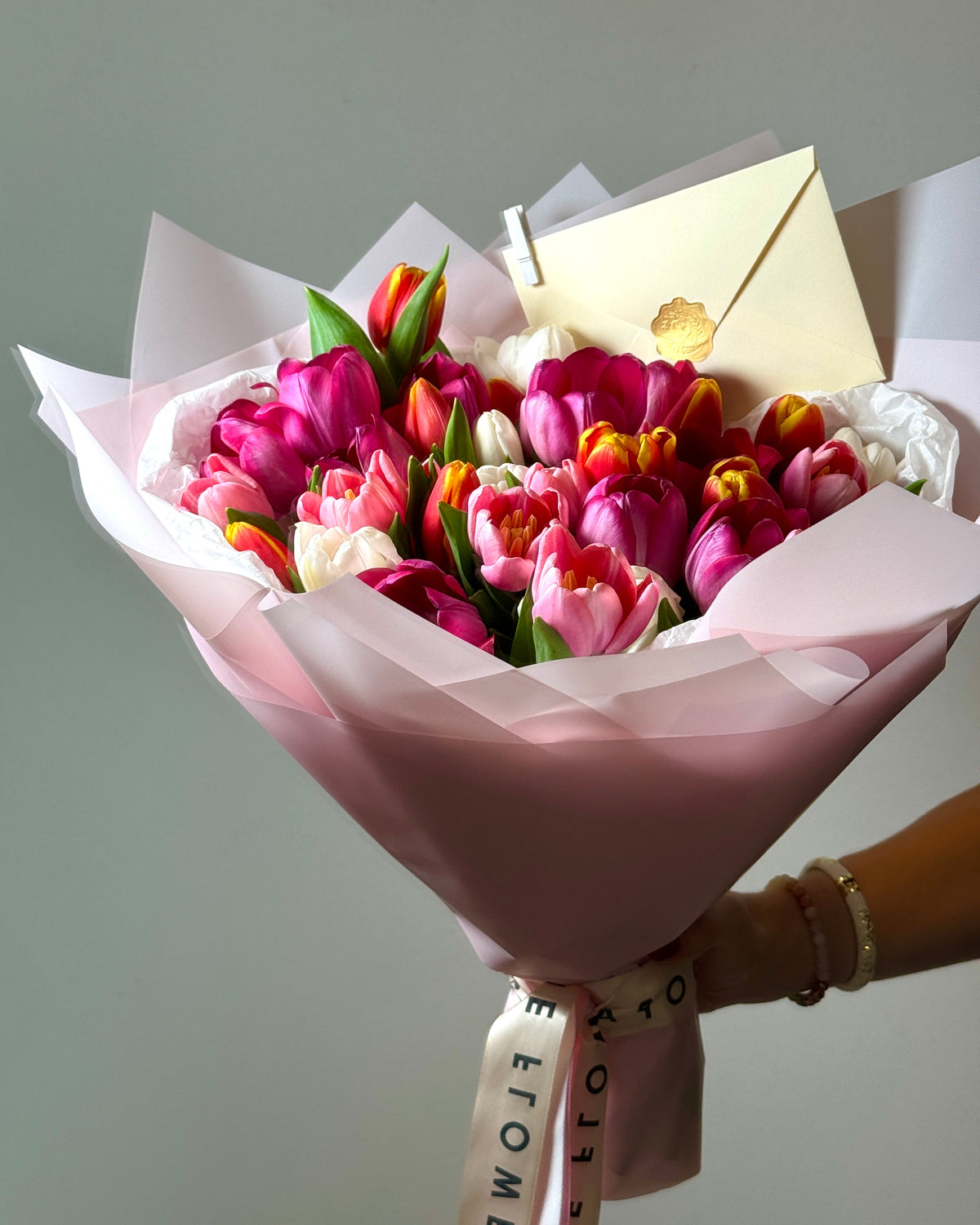 Dopamine Tulips Bouquet - photo 1